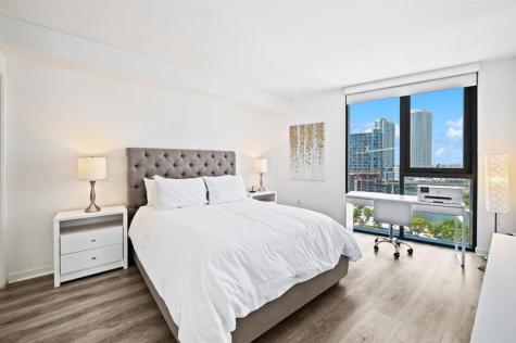 31 SE 6th Street Miami FL 33131