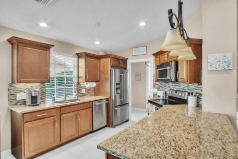 1531 NW Amherst Drive Saint Lucie West FL 34986