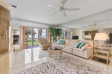 608 NE 2nd Strret Dania Beach FL 33004