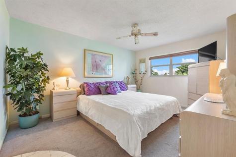 608 NE 2nd Strret Dania Beach FL 33004