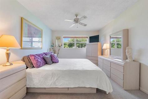 608 NE 2nd Strret Dania Beach FL 33004