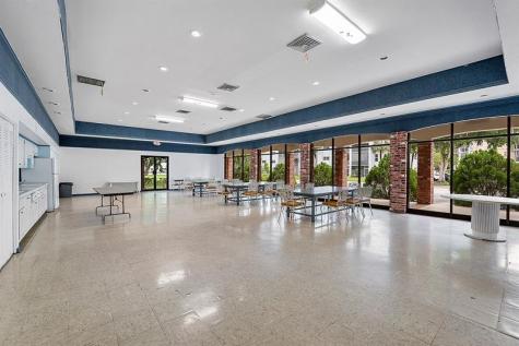 608 NE 2nd Strret Dania Beach FL 33004