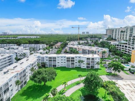 608 NE 2nd Strret Dania Beach FL 33004