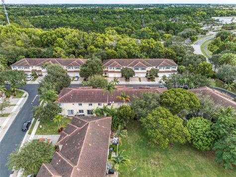 3077 N Evergreen Circle Boynton Beach FL 33426