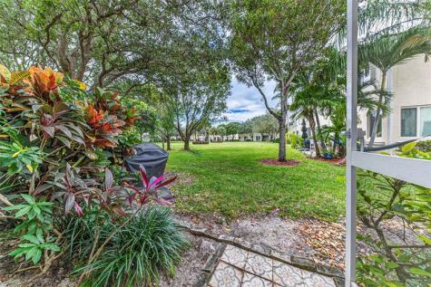 3077 N Evergreen Circle Boynton Beach FL 33426