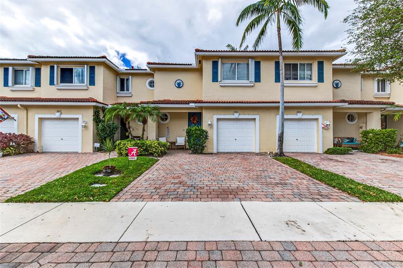 3077 N Evergreen Circle Boynton Beach FL 33426
