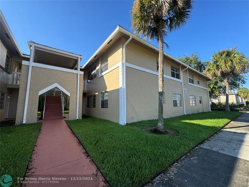 10068 Twin Lakes Drive Coral Springs FL 33071
