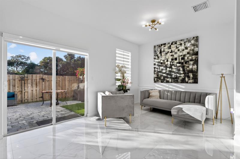 4668 NW 120th Way Coral Springs FL 33076