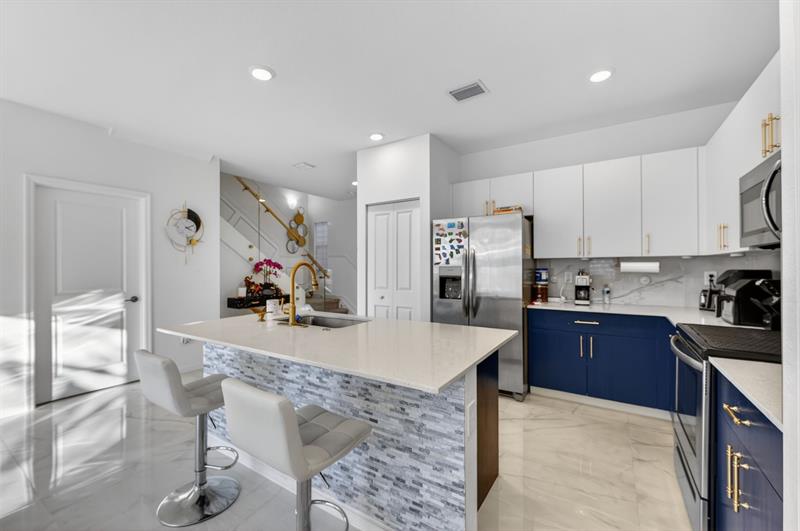 4668 NW 120th Way Coral Springs FL 33076