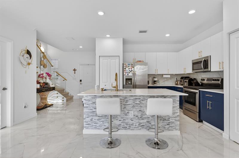 4668 NW 120th Way Coral Springs FL 33076