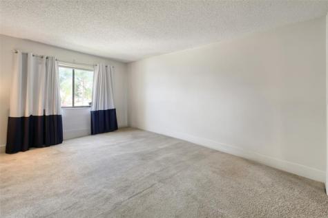 3402 Gardens East Drive Palm Beach Gardens FL 33410