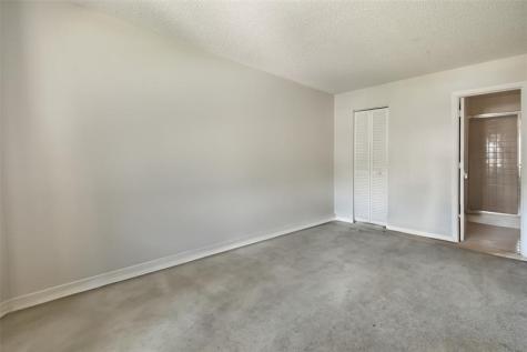 3402 Gardens East Drive Palm Beach Gardens FL 33410