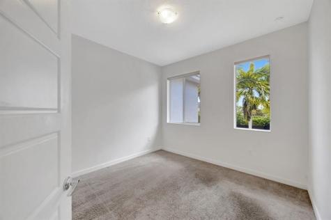 17624 SW 149th Place Miami FL 33187