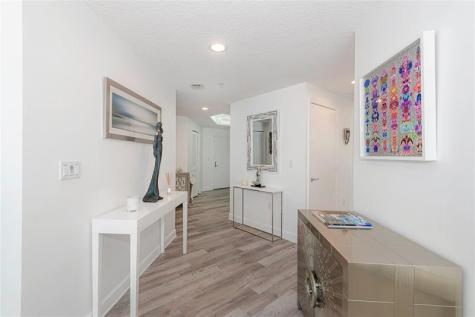 111 SE 8th Avenue Fort Lauderdale FL 33301