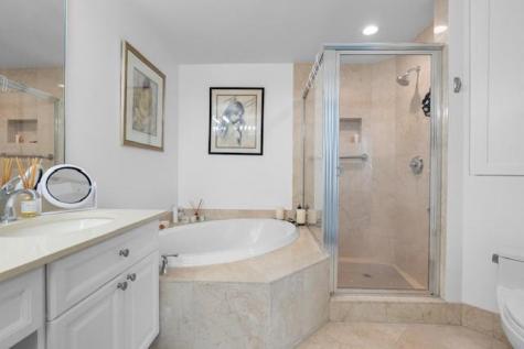 111 SE 8th Avenue Fort Lauderdale FL 33301