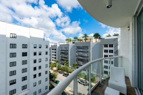 111 SE 8th Avenue Fort Lauderdale FL 33301