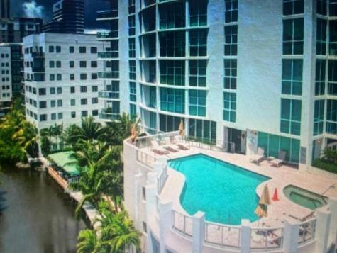111 SE 8th Avenue Fort Lauderdale FL 33301