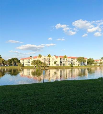 2950 W Sunrise Lakes Drive Sunrise FL 33322