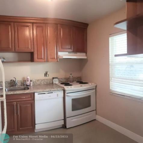 7897 Golf Circle Drive Margate FL 33063