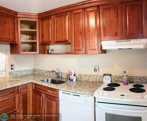 7897 Golf Circle Drive Margate FL 33063