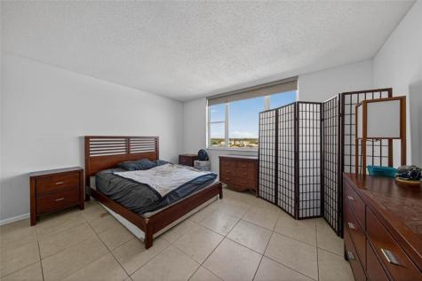 4400 Hillcrest Drive Hollywood FL 33021