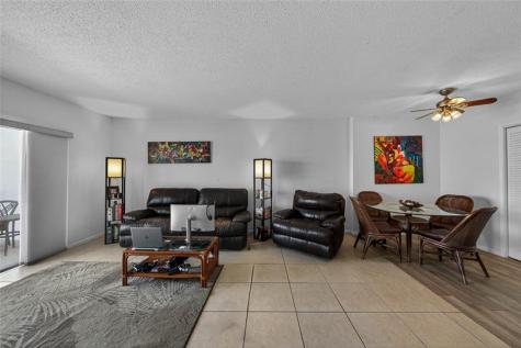4400 Hillcrest Drive Hollywood FL 33021