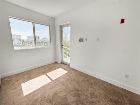 1044 NE 18th Avenue Fort Lauderdale FL 33309