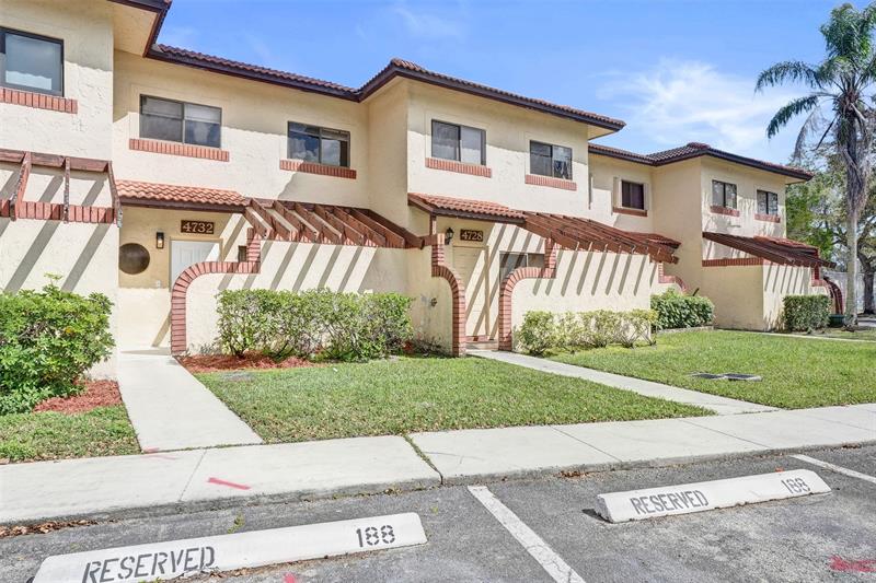 4732 NW 90th Avenue Sunrise FL 33351