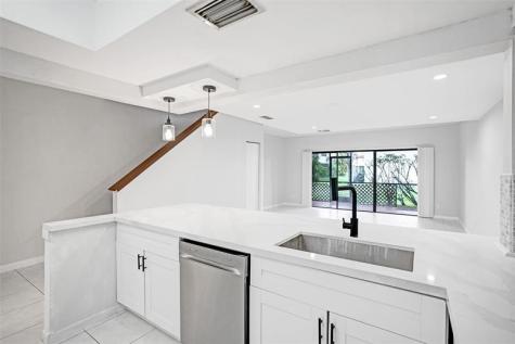 4732 NW 90th Avenue Sunrise FL 33351