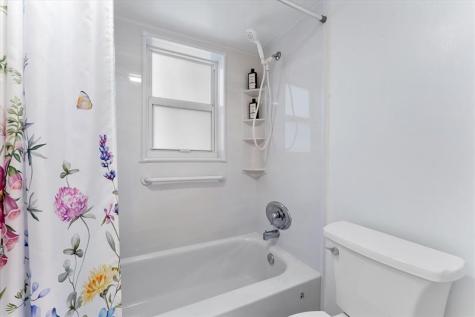 2870 NE 14th Street Causeway Pompano Beach FL 33062