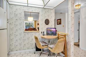 9511 N Hollybrook Lake Drive Pembroke Pines FL 33025