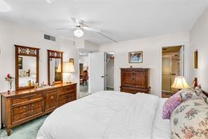 9511 N Hollybrook Lake Drive Pembroke Pines FL 33025