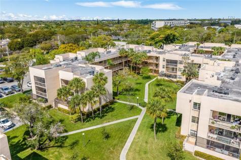 10425 SW 112th Avenue Miami FL 33176