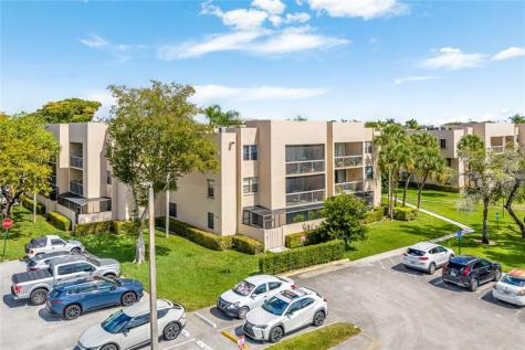 10425 SW 112th Avenue Miami FL 33176