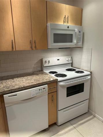 119 NE 19th Court Wilton Manors FL 33305
