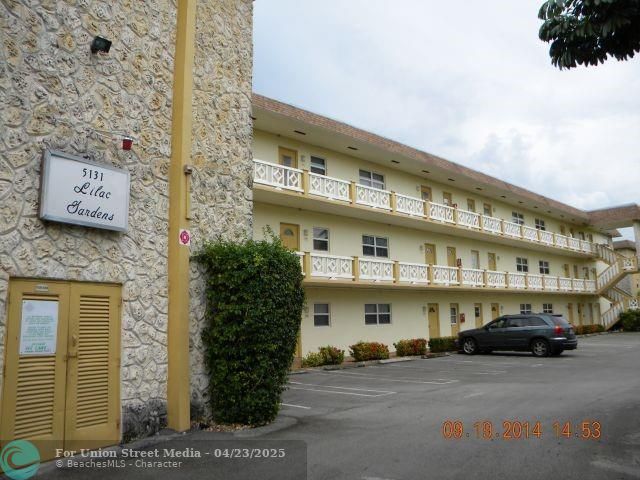 5131 W Oakland Park Boulevard Lauderdale Lakes FL 33313