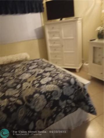 5131 W Oakland Park Boulevard Lauderdale Lakes FL 33313