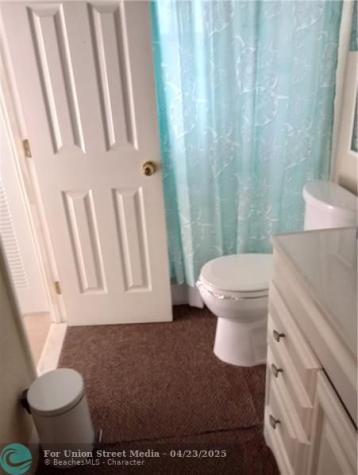 5131 W Oakland Park Boulevard Lauderdale Lakes FL 33313