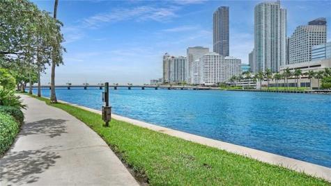801 Brickell Key Boulevard Miami FL 33131