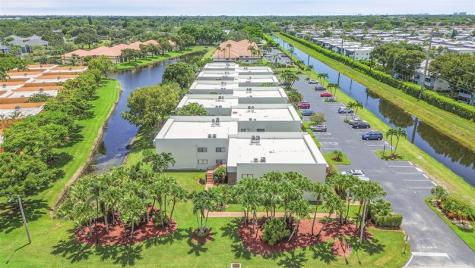 15450 Pembridge Avenue Delray Beach FL 33484