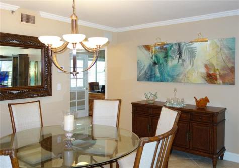 625 Oaks Drive Pompano Beach FL 33069