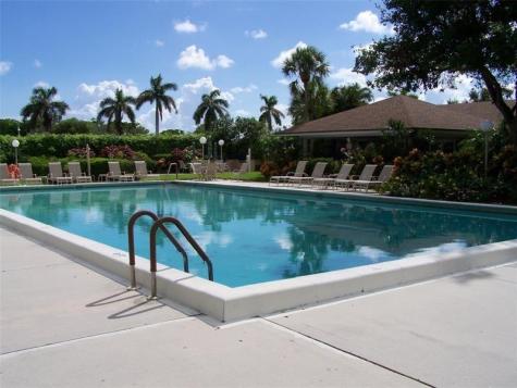 625 Oaks Drive Pompano Beach FL 33069