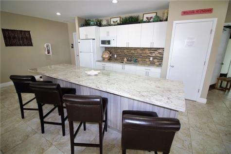 625 Oaks Drive Pompano Beach FL 33069