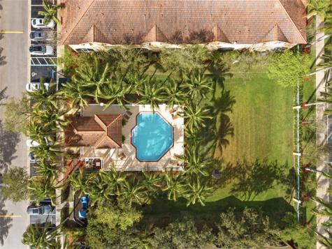 8146 SW 17 Court North Lauderdale FL 33068