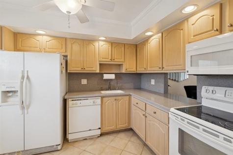821 Cypress Boulevard Pompano Beach FL 33069