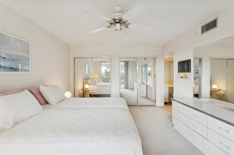 821 Cypress Boulevard Pompano Beach FL 33069