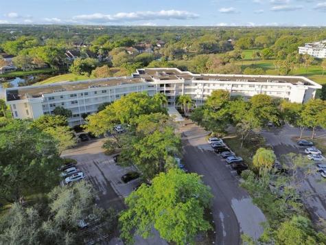 821 Cypress Boulevard Pompano Beach FL 33069