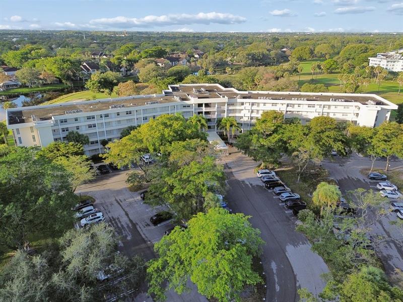 821 Cypress Boulevard Pompano Beach FL 33069