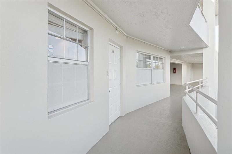 821 Cypress Boulevard Pompano Beach FL 33069