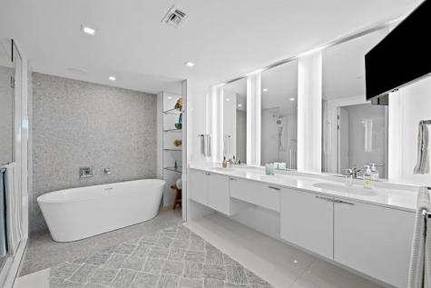 435 Bayshore Fort Lauderdale FL 33304